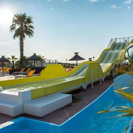 Campsite La Des Reves Perols